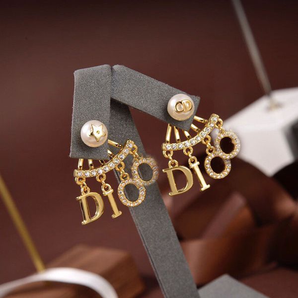 design jewelry gold letter earrings 2021 new net red back hanging pearl earrings, Golden
design jewelry gold letter earrings 2021 new net red back hanging pearl earrings, Golden