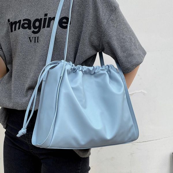 shoulder bags high-quality ladies large-capacity 2021 trendy net red fold tote bag korean version of the wild pure color
shoulder bags high-quality ladies large-capacity 2021 trendy net red fold tote bag korean version of the wild pure color