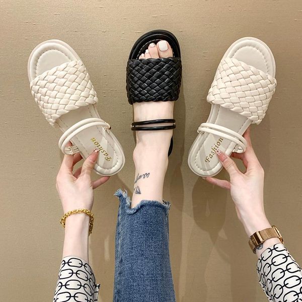 shoes woman 2021 female slippers luxury slides low lady designer flat summer girl rome basic rubber pu fema, Black
shoes woman 2021 female slippers luxury slides low lady designer flat summer girl rome basic rubber pu fema, Black