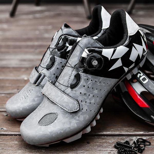 cycling footwear men's shoes outdoor mountain bike self-locking sneakers sapatilha ciclismo mtb professional racing zapatillas homber, Black
cycling footwear men's shoes outdoor mountain bike self-locking sneakers sapatilha ciclismo mtb professional racing zapatillas homber, Black