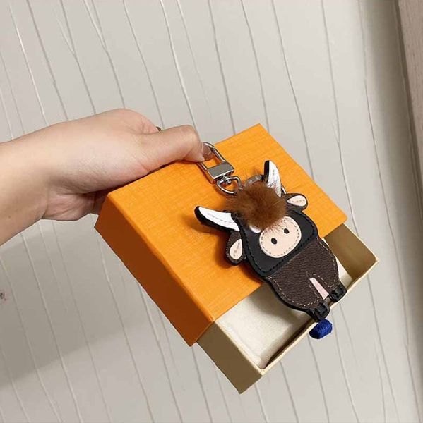 2021 new fashion trend keychains retro letters fashion cow bag leisure temperament pendant car keychain wholesale wf2012212, Black
2021 new fashion trend keychains retro letters fashion cow bag leisure temperament pendant car keychain wholesale wf2012212, Black
