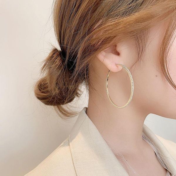 hoop & huggie 2021 fashion exaggerated style shiny crystal rhine river women's large round earrings exquisite luxury jewelry gift, Golden;silver
hoop & huggie 2021 fashion exaggerated style shiny crystal rhine river women's large round earrings exquisite luxury jewelry gift, Golden;silver