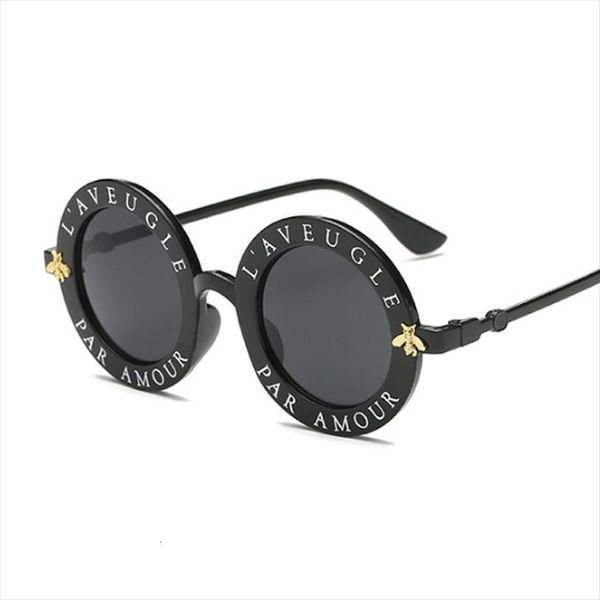 round sunglasses english letters small bees women brand glasses designer fashion uv400, White;black
round sunglasses english letters small bees women brand glasses designer fashion uv400, White;black