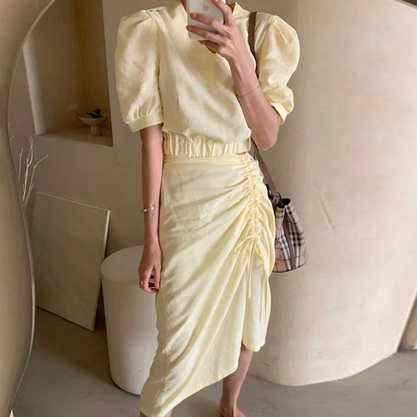 spring summer women yellow high waist drawstring irregular buttocks pathwork panelled loose pleated skirt 2f0324 210510, Black
spring summer women yellow high waist drawstring irregular buttocks pathwork panelled loose pleated skirt 2f0324 210510, Black