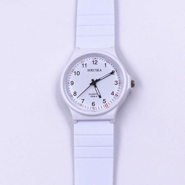 watch fashion children's cute boy primary and secondary school examination quartz waterproof, Slivery;brown
watch fashion children's cute boy primary and secondary school examination quartz waterproof, Slivery;brown