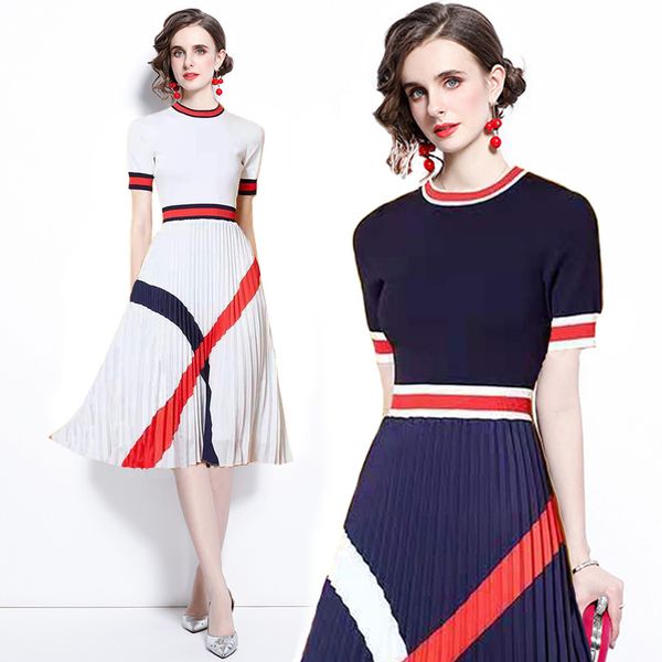 2021 designers striped runway pleated dress fashion short sleeve patchwork office elegant slim o-neck a-line dresses summer autumn flowy cut, Black;gray
2021 designers striped runway pleated dress fashion short sleeve patchwork office elegant slim o-neck a-line dresses summer autumn flowy cut, Black;gray