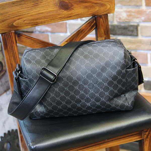briefcase 2021 men's leisure lattice shoulder bag trend japan and south korea personalized messenger street student