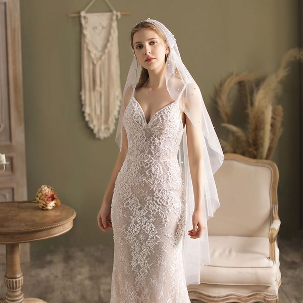v819 luxury pearls beading bridal veil soft tulle single layer white cap wedding headdress with hairnip for bride 130cm*170cm, Black
v819 luxury pearls beading bridal veil soft tulle single layer white cap wedding headdress with hairnip for bride 130cm*170cm, Black