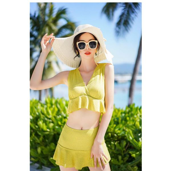 women's swimwear 2021 swimsuit korean style thin lotus leaf spring open back split, White;black
women's swimwear 2021 swimsuit korean style thin lotus leaf spring open back split, White;black