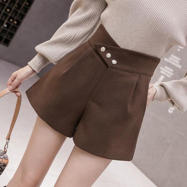 women's shorts winter warm wool women 2021 tide irregular high waist buttons woman korean fashion wide leg autumn short mujer, White;black
women's shorts winter warm wool women 2021 tide irregular high waist buttons woman korean fashion wide leg autumn short mujer, White;black