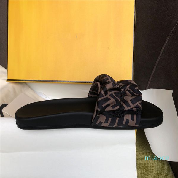 designer sandals women slipper summer rubber sandal beach slide fashion scuffs slippers indoor shoe size eur 35-41, Black
designer sandals women slipper summer rubber sandal beach slide fashion scuffs slippers indoor shoe size eur 35-41, Black