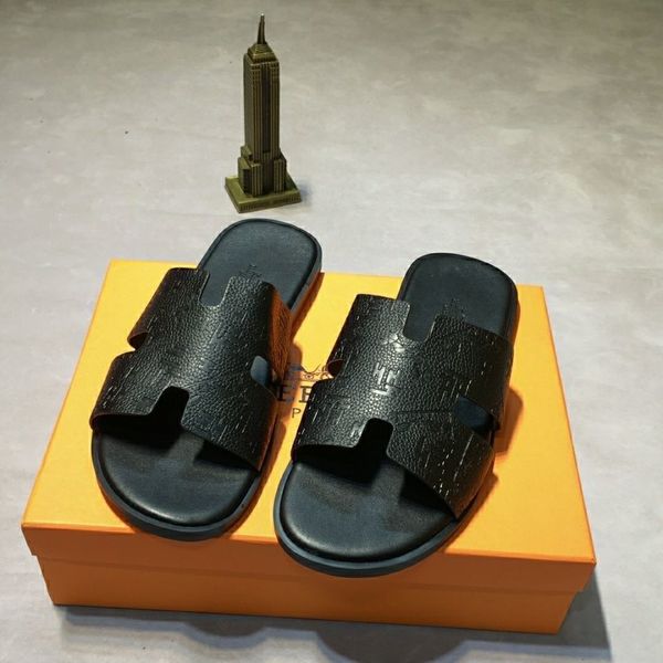 slippers sandals h family cowhide slippers men's summer wear trend leather ostrich line cool drag donkey family fashion brand men', Black
slippers sandals h family cowhide slippers men's summer wear trend leather ostrich line cool drag donkey family fashion brand men', Black
