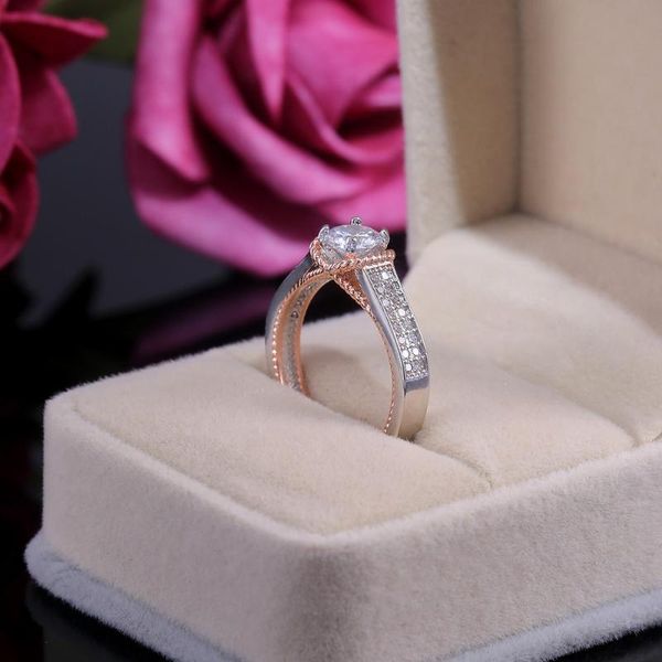 wedding rings luxury female crystal white zircon ring fashion two-tone rose gold color jewelry promise engagement for women, Slivery;golden
wedding rings luxury female crystal white zircon ring fashion two-tone rose gold color jewelry promise engagement for women, Slivery;golden