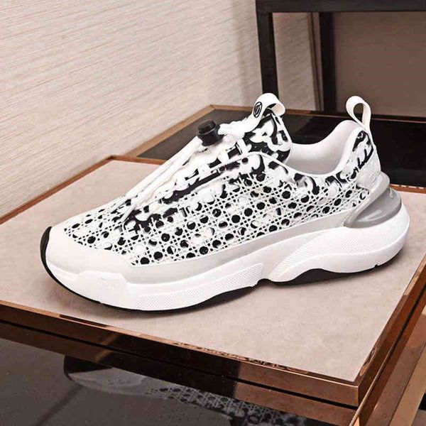 brand 19ss obliques b24 sneaker 3m reflective with cannage motif mens fashion designer shoes men women sneakers shoes
brand 19ss obliques b24 sneaker 3m reflective with cannage motif mens fashion designer shoes men women sneakers shoes