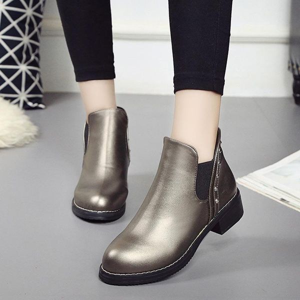 2021 female leather boots thick heels ankle for women round toe winter shoes flat platform uucr, Black
2021 female leather boots thick heels ankle for women round toe winter shoes flat platform uucr, Black