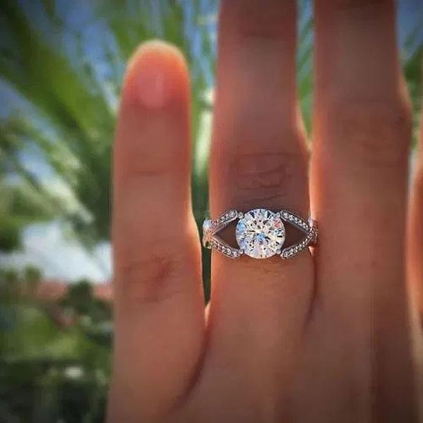 wedding rings huitan simple and elegant women cubic zirconia crystal engagement party statement jewelry wholesale lots, Slivery;golden
wedding rings huitan simple and elegant women cubic zirconia crystal engagement party statement jewelry wholesale lots, Slivery;golden