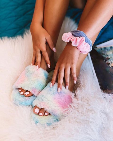 autumn warm fur slippers for women fluffy slides plush home sandals fashion cute rainbow flip flops ladies peep toe flock shoe, Black
autumn warm fur slippers for women fluffy slides plush home sandals fashion cute rainbow flip flops ladies peep toe flock shoe, Black