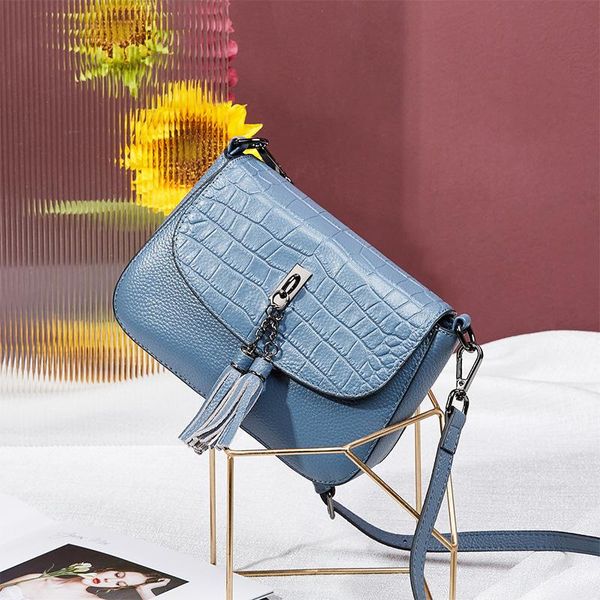 selling fashion genuine leather messenger bags tassel small women's shoulder crossbody 2021 bolso mujer totes
selling fashion genuine leather messenger bags tassel small women's shoulder crossbody 2021 bolso mujer totes