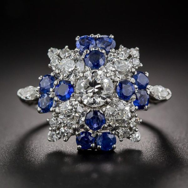flower shape blue zircon ring wedding for women retro fashion women's jewelry full drill love engagement cluster rings, Golden;silver
flower shape blue zircon ring wedding for women retro fashion women's jewelry full drill love engagement cluster rings, Golden;silver