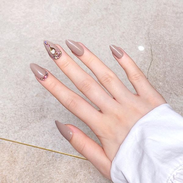 false nails 24pcs nude color fake nail patch glue type rhinestones inlaid removable long paragraph fashion manicure dl, Red;gold
false nails 24pcs nude color fake nail patch glue type rhinestones inlaid removable long paragraph fashion manicure dl, Red;gold