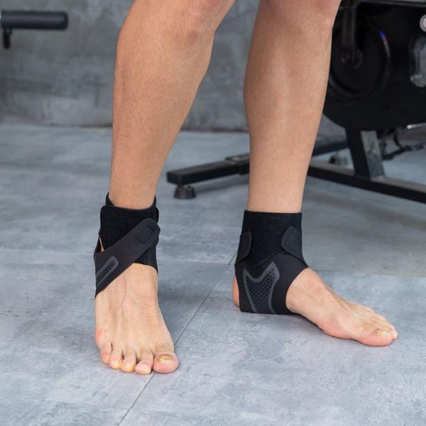 ankle support brace elastic high protect guard band safety running basketball fitness foot heel wrap protection bandage unisex, Blue;black
ankle support brace elastic high protect guard band safety running basketball fitness foot heel wrap protection bandage unisex, Blue;black