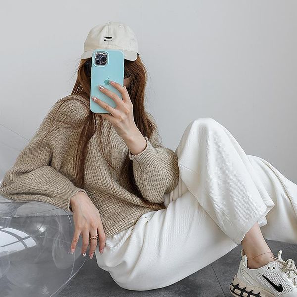women's sweaters idle style sequins lantern sleeve sweater thick round neck slimming three colors available, White;black
women's sweaters idle style sequins lantern sleeve sweater thick round neck slimming three colors available, White;black