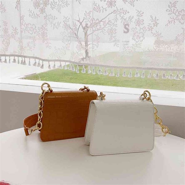 korean niche design new fashion alligator chain shoulder ins women's armpit tide slant across small bag
korean niche design new fashion alligator chain shoulder ins women's armpit tide slant across small bag
