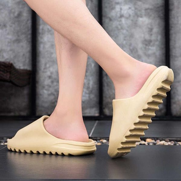 slippers men shoes woman summer flip flop man house sandals women 2021 mens flat basket runners men's sneaker, Black
slippers men shoes woman summer flip flop man house sandals women 2021 mens flat basket runners men's sneaker, Black