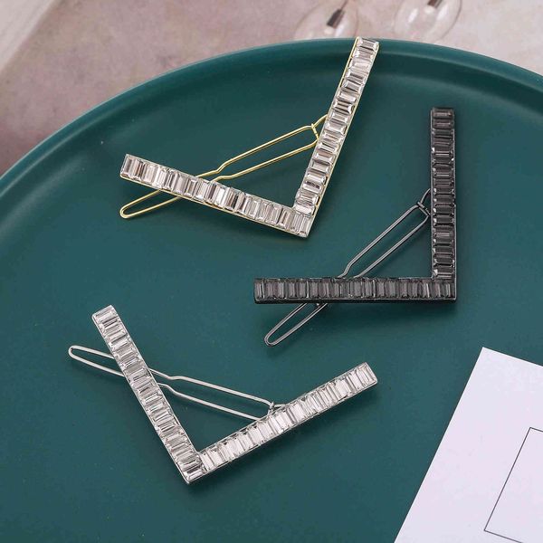 hair accessories v-shaped flash drill little girl goddess temperament back hairpin frog clip, Golden;silver
hair accessories v-shaped flash drill little girl goddess temperament back hairpin frog clip, Golden;silver