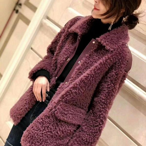 women's fur & faux real coat lady turn-down collar natural weave wool thick warm jacket female casual sheep shearing outwear d103, Black
women's fur & faux real coat lady turn-down collar natural weave wool thick warm jacket female casual sheep shearing outwear d103, Black