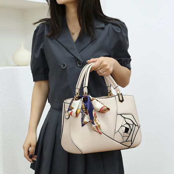 evening bags ribbons design handbag elegant lady shoulder fashion trend flower women crossbody bag pu leather female
evening bags ribbons design handbag elegant lady shoulder fashion trend flower women crossbody bag pu leather female