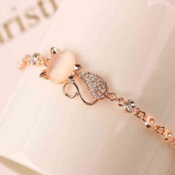 rose gold alloy lovely cat bracelets for women femme children girl gift jewelry charms crystal opals rhinestone bangle chain, Black
rose gold alloy lovely cat bracelets for women femme children girl gift jewelry charms crystal opals rhinestone bangle chain, Black