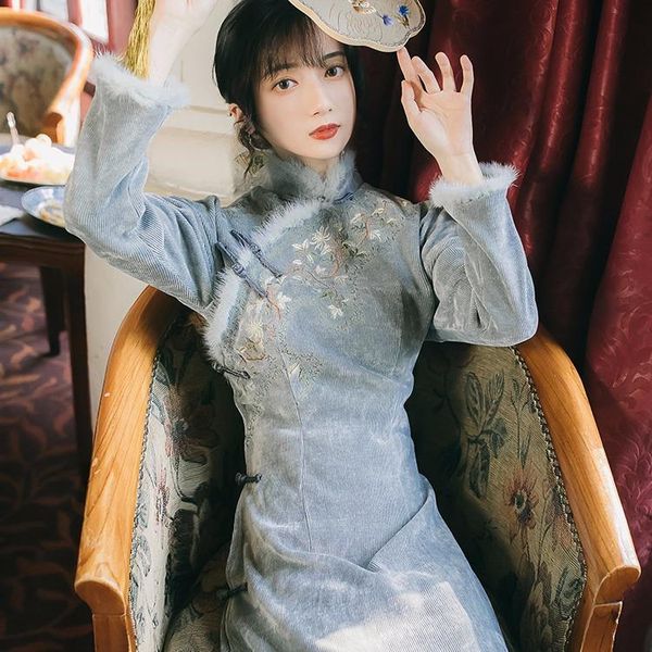 winter female literary retro thickening embroidery improved qipao dress in long two-piece outfit ethnic clothing, Red
winter female literary retro thickening embroidery improved qipao dress in long two-piece outfit ethnic clothing, Red