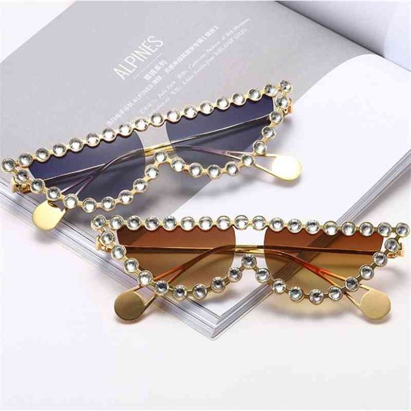 70% off online store personality trend cat's eye sunglasses fashion diamond street p, White;black
70% off online store personality trend cat's eye sunglasses fashion diamond street p, White;black