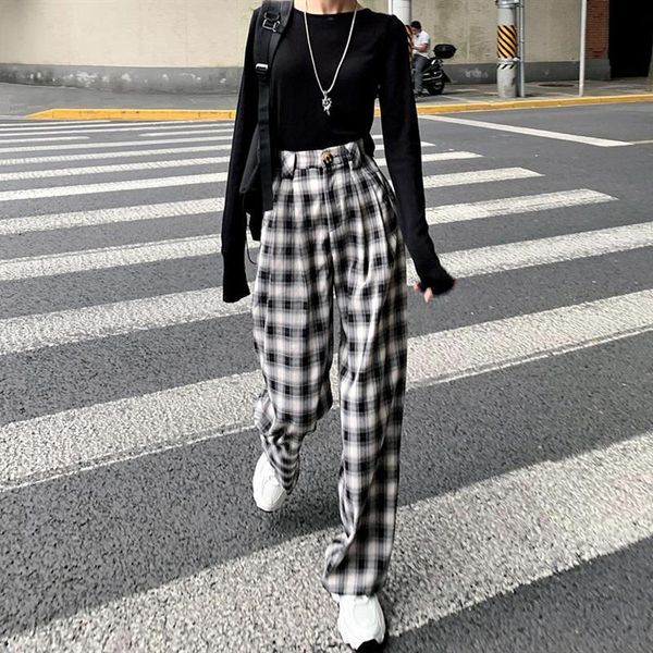 korean style midweight plaid womens capris students jokers grid black and white checkered loose trousers, Black;white
korean style midweight plaid womens capris students jokers grid black and white checkered loose trousers, Black;white