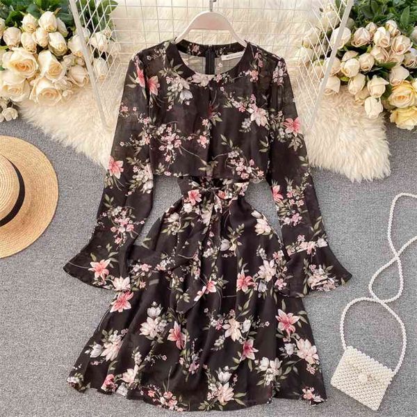 women's dress spring korean print flare sleeve elegant chiffon holiday ins waist lacing a-line short ml754 210506, Black;gray
women's dress spring korean print flare sleeve elegant chiffon holiday ins waist lacing a-line short ml754 210506, Black;gray