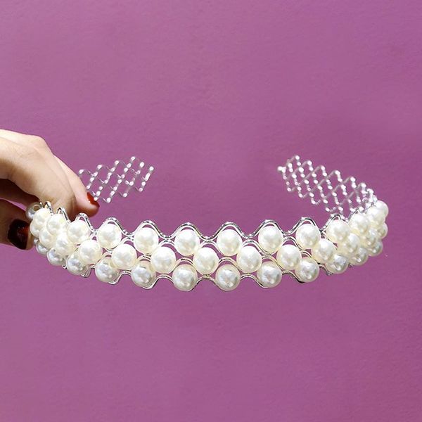 new fashion wide edge pearl hairband simple metal mesh headband women's personalized street shooting leisure hair accessories, Silver
new fashion wide edge pearl hairband simple metal mesh headband women's personalized street shooting leisure hair accessories, Silver