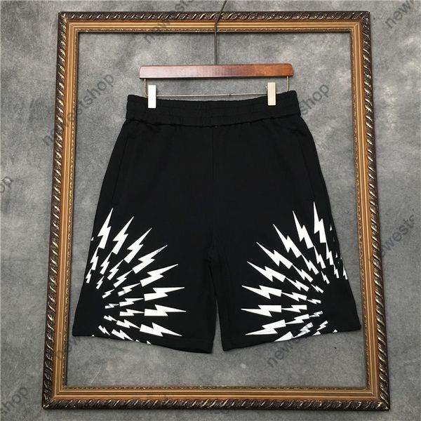 2021 summer mens shorts designer sweatpants men women paris geometry print short fashion pants casual cotton solid breeches, White;black
2021 summer mens shorts designer sweatpants men women paris geometry print short fashion pants casual cotton solid breeches, White;black