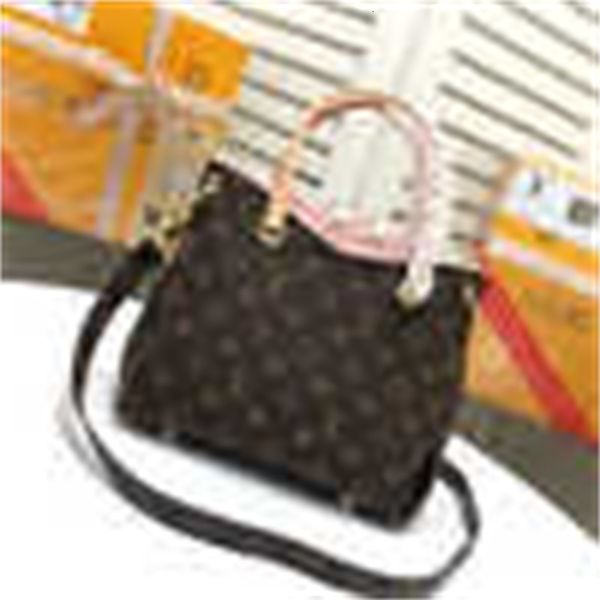 cross brand designer luxury m41241 women's bag, shoulder bag, messenger bag chain bag handbags iconic handles shoulder bags totes body
cross brand designer luxury m41241 women's bag, shoulder bag, messenger bag chain bag handbags iconic handles shoulder bags totes body