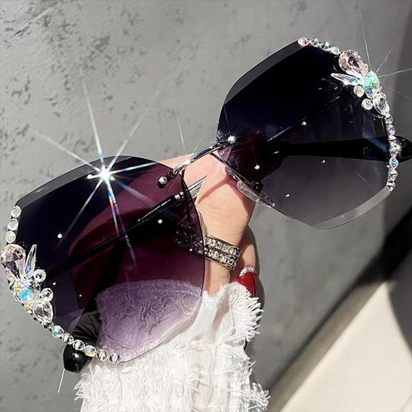 fashion rimless sunglasses summer uv400 eyewear trendy women bling rhinestone sun glasses shades oculos, White;black
fashion rimless sunglasses summer uv400 eyewear trendy women bling rhinestone sun glasses shades oculos, White;black