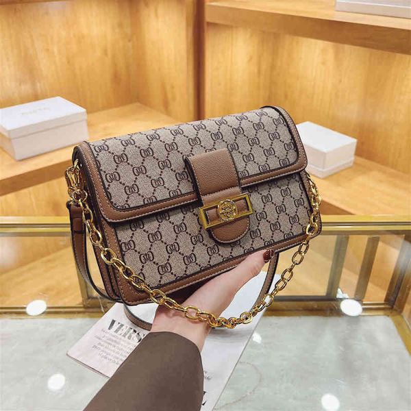 2022 factory wholesale high sense chain small square bag women's french minority fashion versatile one shoulder messenger bag
2022 factory wholesale high sense chain small square bag women's french minority fashion versatile one shoulder messenger bag