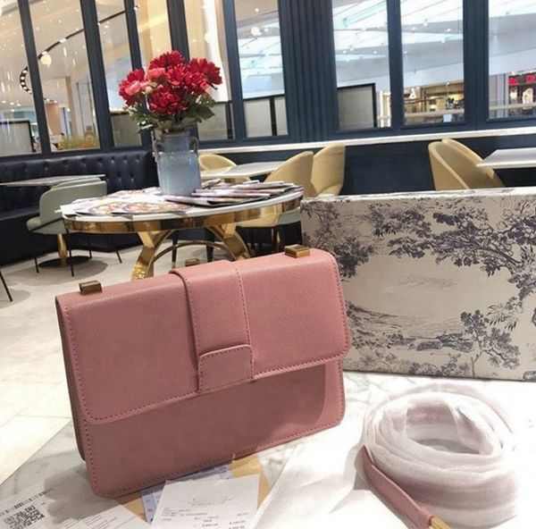 2021 luxury brand women shoulder bags handbag ladies evening bag fashion tote backpack handbags -l1704, Red;black
2021 luxury brand women shoulder bags handbag ladies evening bag fashion tote backpack handbags -l1704, Red;black