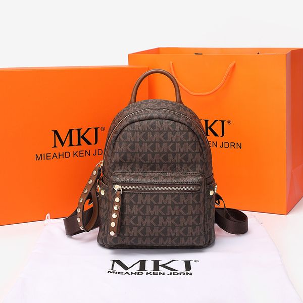 luxury women backpack first layer cow leather female shoulder bag fashion lady backpacks genuine leather purse 2021
luxury women backpack first layer cow leather female shoulder bag fashion lady backpacks genuine leather purse 2021