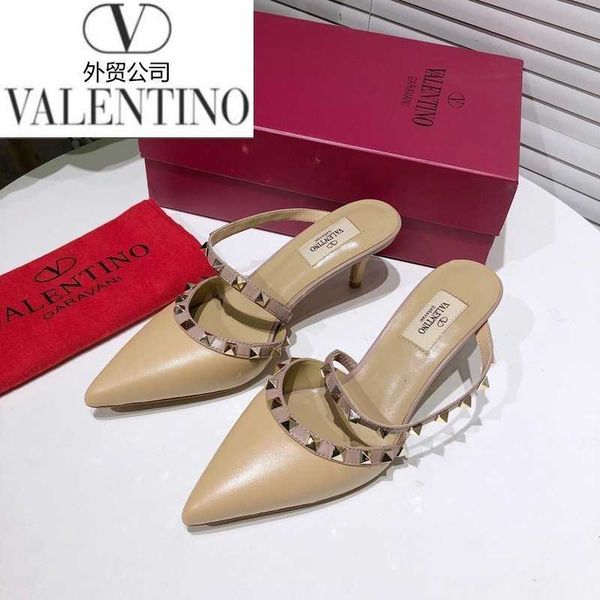 slippers men loafers designer slides luxury women mules high pumps heels sandals ballerinas sneakers dress shoes g91d, Black;white
slippers men loafers designer slides luxury women mules high pumps heels sandals ballerinas sneakers dress shoes g91d, Black;white