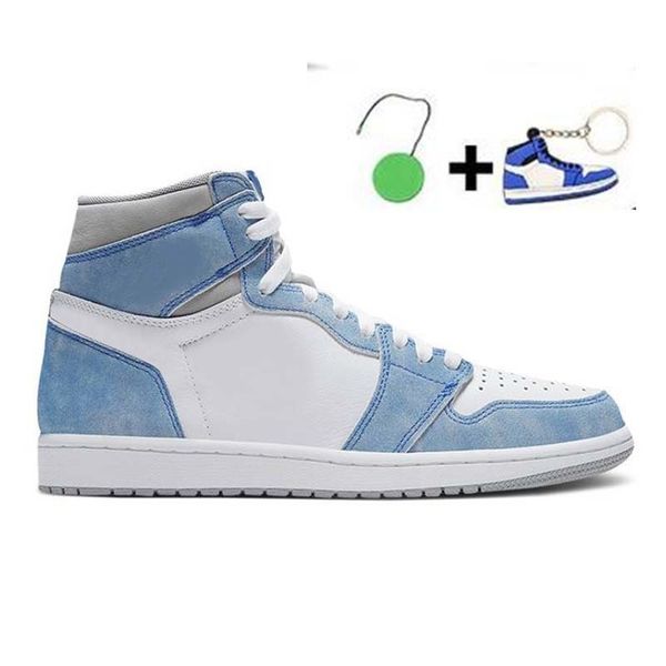 jumpman 1 1s mens womens basketball shoes high og hyper royal mid barely orange fearless suede twist digital pink women trainers1tub
jumpman 1 1s mens womens basketball shoes high og hyper royal mid barely orange fearless suede twist digital pink women trainers1tub