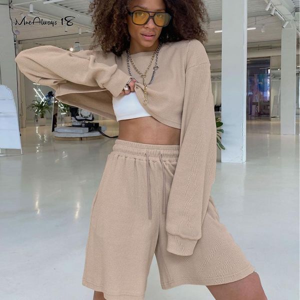 women's tracksuits mnealways18 shorts 2 piece sets women tracksuit long sleeve cropped sweatshirt and drawstring casual sports suits, Gray
women's tracksuits mnealways18 shorts 2 piece sets women tracksuit long sleeve cropped sweatshirt and drawstring casual sports suits, Gray