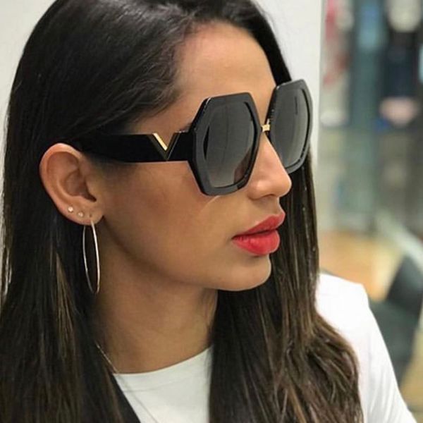 sunglasses toyearn 2021 luxury brand designer fashion lady rectangle women vintage oversized metal sun glasses for female, White;black
sunglasses toyearn 2021 luxury brand designer fashion lady rectangle women vintage oversized metal sun glasses for female, White;black