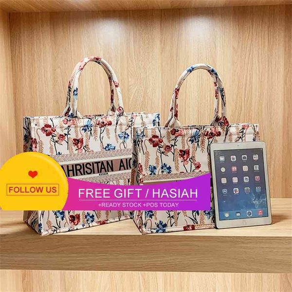 storage baagthis year's popular spring and summer fashion hand-held women's 2021 new large capacity women buy cabbage blue one sho
storage baagthis year's popular spring and summer fashion hand-held women's 2021 new large capacity women buy cabbage blue one sho