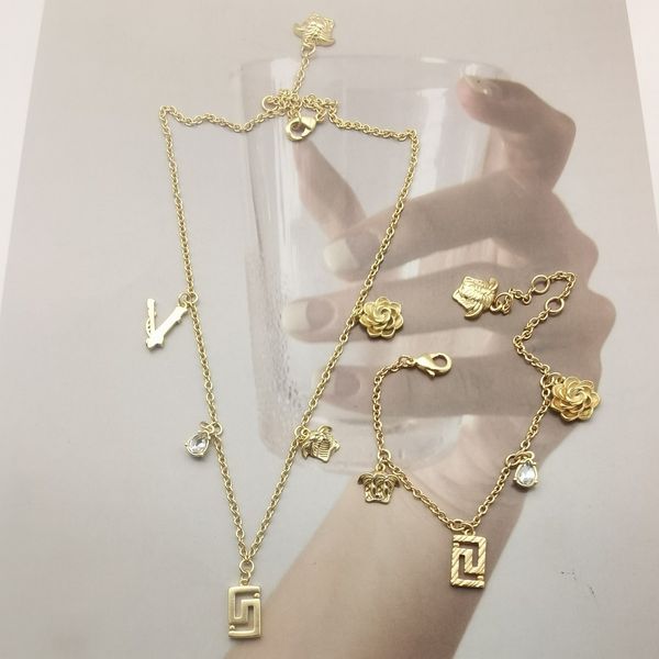 fan / f family beautiful head geometric flower v letter naked necklace bracelet female f, Silver
fan / f family beautiful head geometric flower v letter naked necklace bracelet female f, Silver