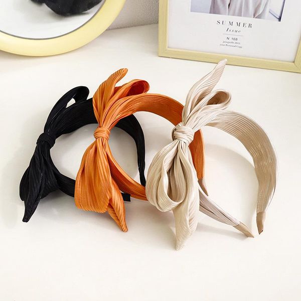 korean fashion product hairband solid color stripe bright silk fabric bow hair accessories headband out women's bundle, Slivery;white
korean fashion product hairband solid color stripe bright silk fabric bow hair accessories headband out women's bundle, Slivery;white